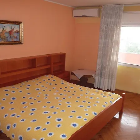 Klovica X Apartman *